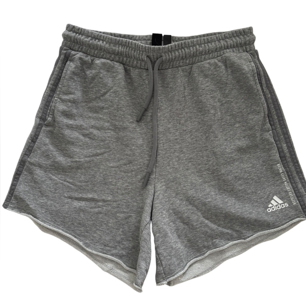 Adidas Women’s Gray Sweat Shorts Size Large Athleisure Lounge Drawstring
